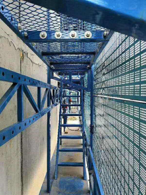 中租建筑設備 圖 移動腳手架 同安區腳手架