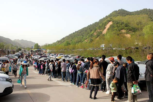 麥積山景區(qū)旅游接待火爆，精細(xì)化管理提升游覽體驗(yàn)